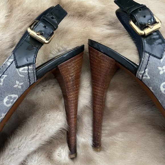 LOUIS VUITTON DENIM MONOGRAM HEELS Fit like 8.5-9 - Picture 6 of 9